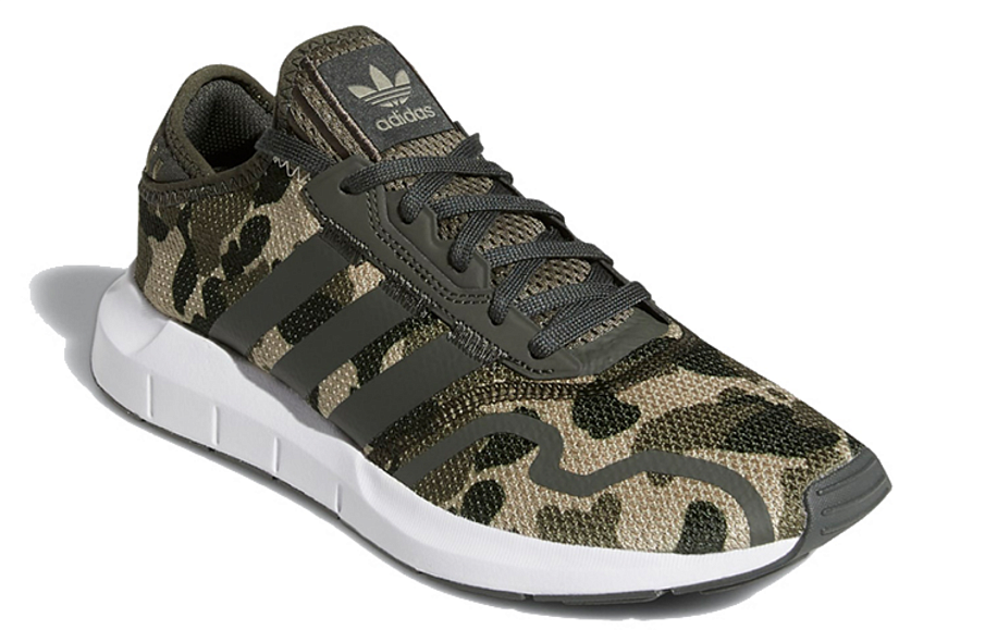 Фото № 3 с приближением к товару «‎adidas originals Swift Run X GreenGrey»