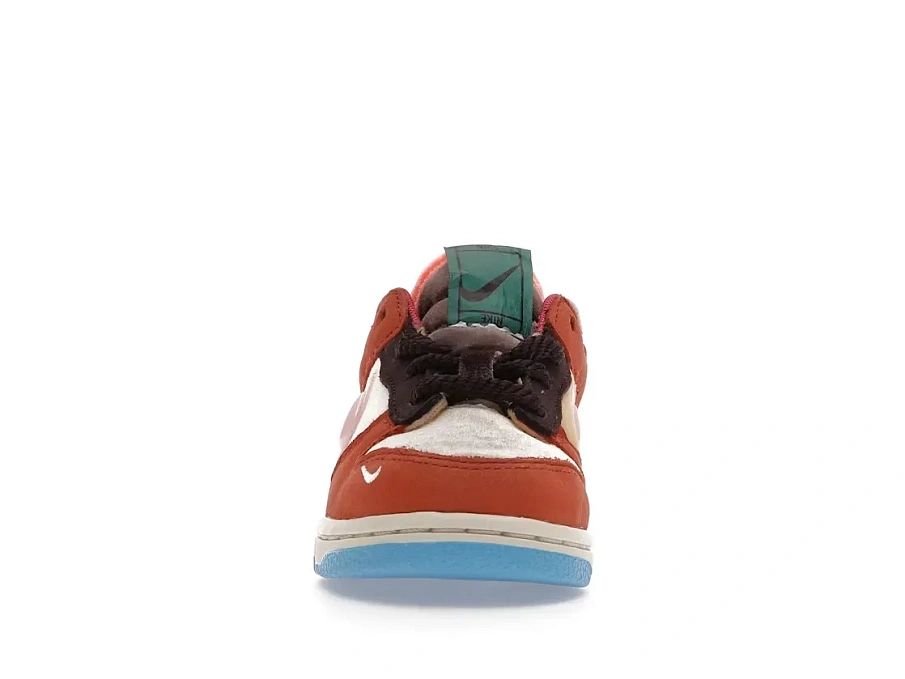 Фото № 2 с приближением к товару «‎Nike Dunk Low»