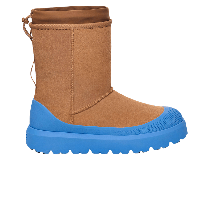 Фото № 1 с приближением к товару «‎UGG Classic Short Weather Hybrid Boot Chestnut Big Sky»