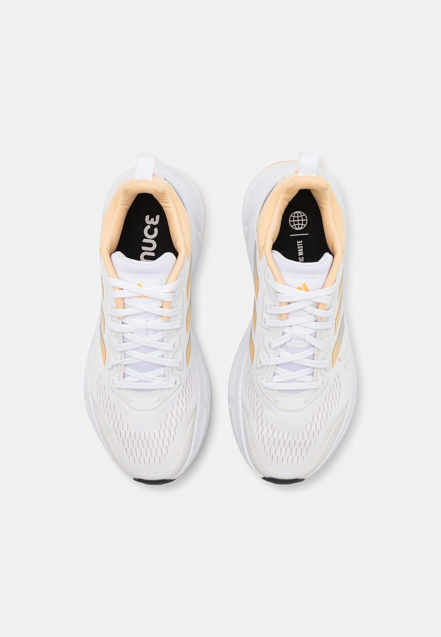 Фото № 4 с приближением к товару «‎Adidas Questar»
