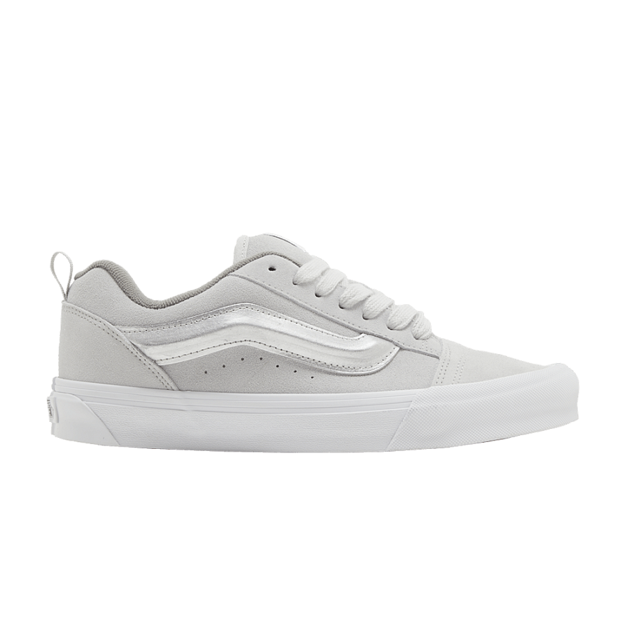 Фото № 1 с приближением к товару «‎Vans Knu-Skool Metallic Silver»