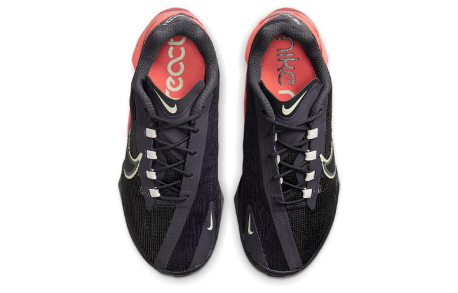 Фото № 4 с приближением к товару «‎Nike Wmns React Metcon Turbo Sneakers BlackRed»