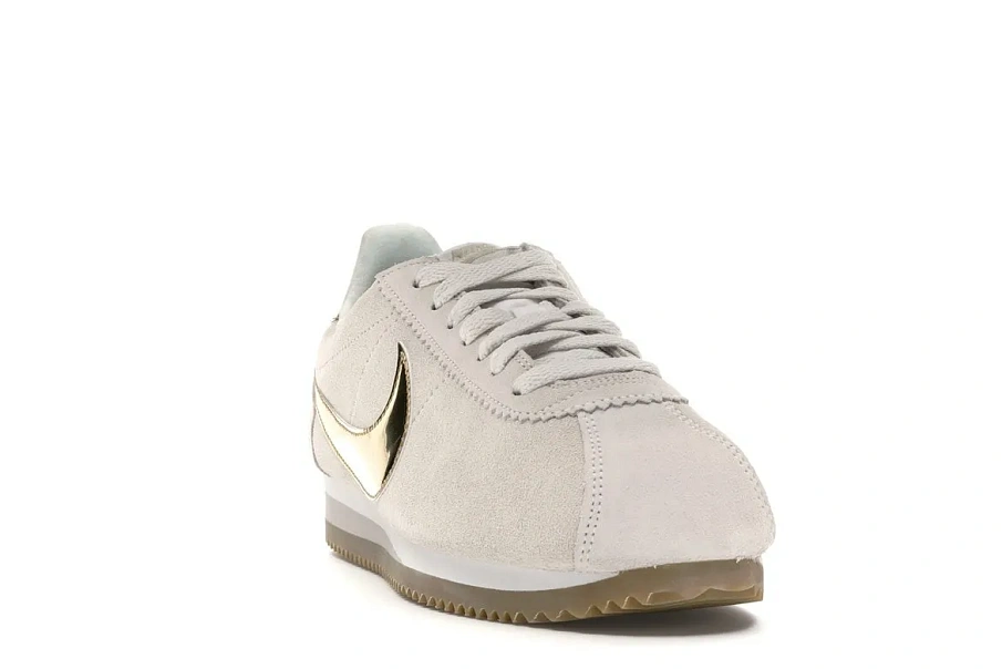 Фото № 4 с приближением к товару «‎Nike Classic Cortez Phantom Metallic Gold »
