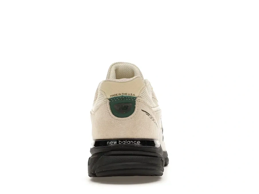 Фото № 4 с приближением к товару «‎New Balance 990v4»