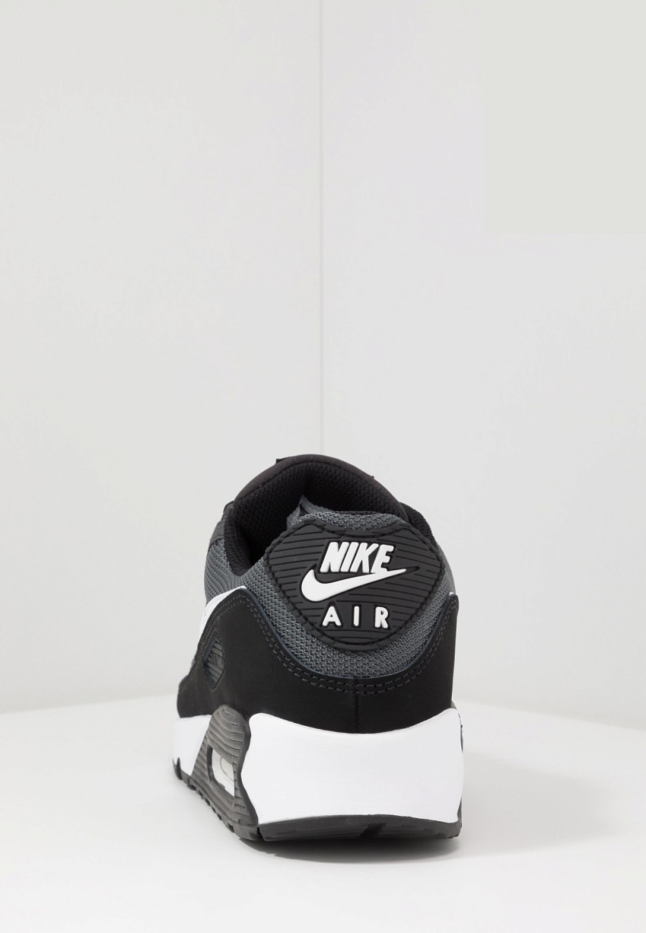 Фото № 3 с приближением к товару «‎Nike Air Max 90 »