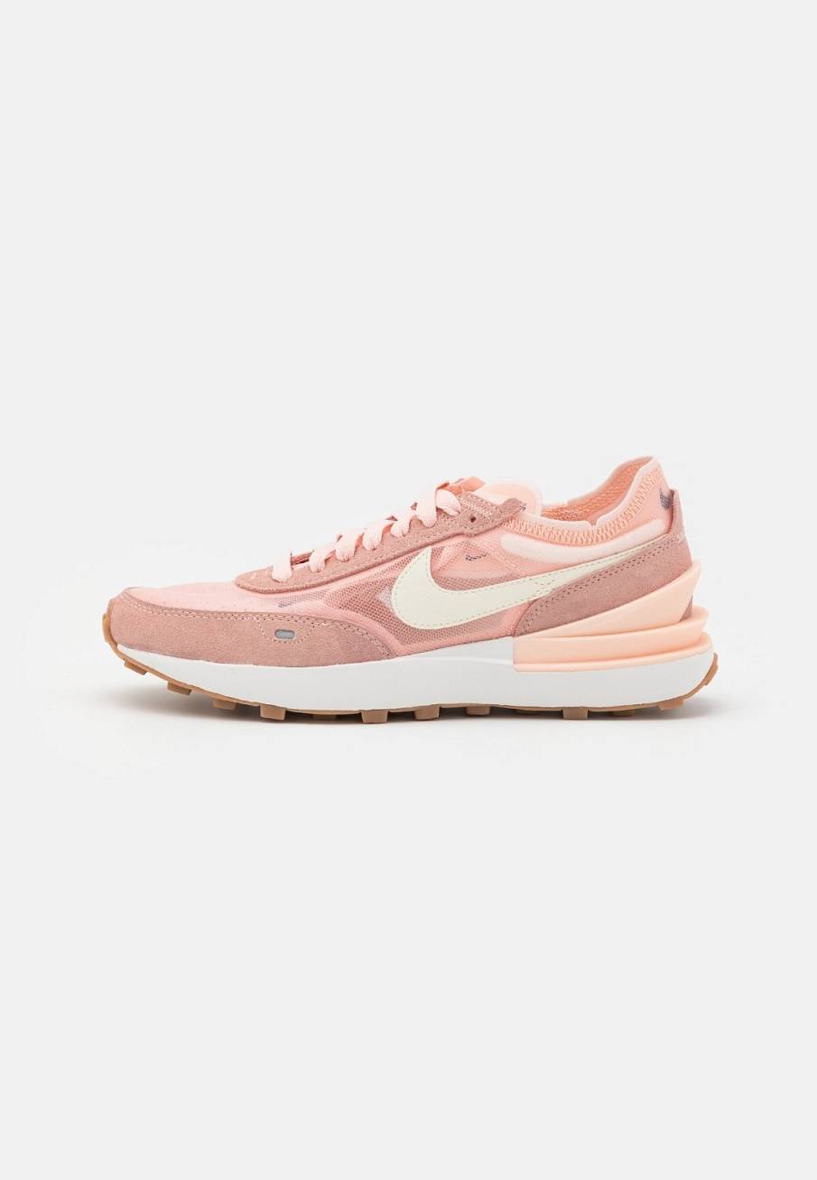 Фото № 1 с приближением к товару «‎Nike Waffle One »