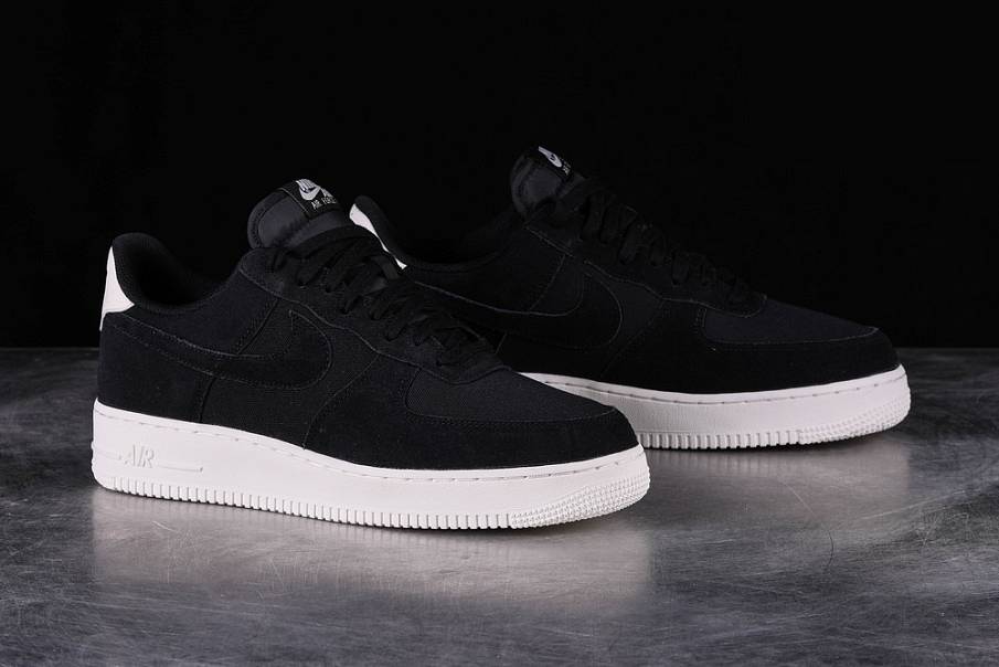 Фото № 3 с приближением к товару «‎Nike Air Force 1 ’07 »