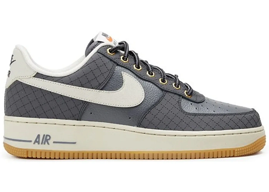 Фото № 1 с приближением к товару «‎Nike Air Force 1 Low Dark Grey Light Bone Gum»