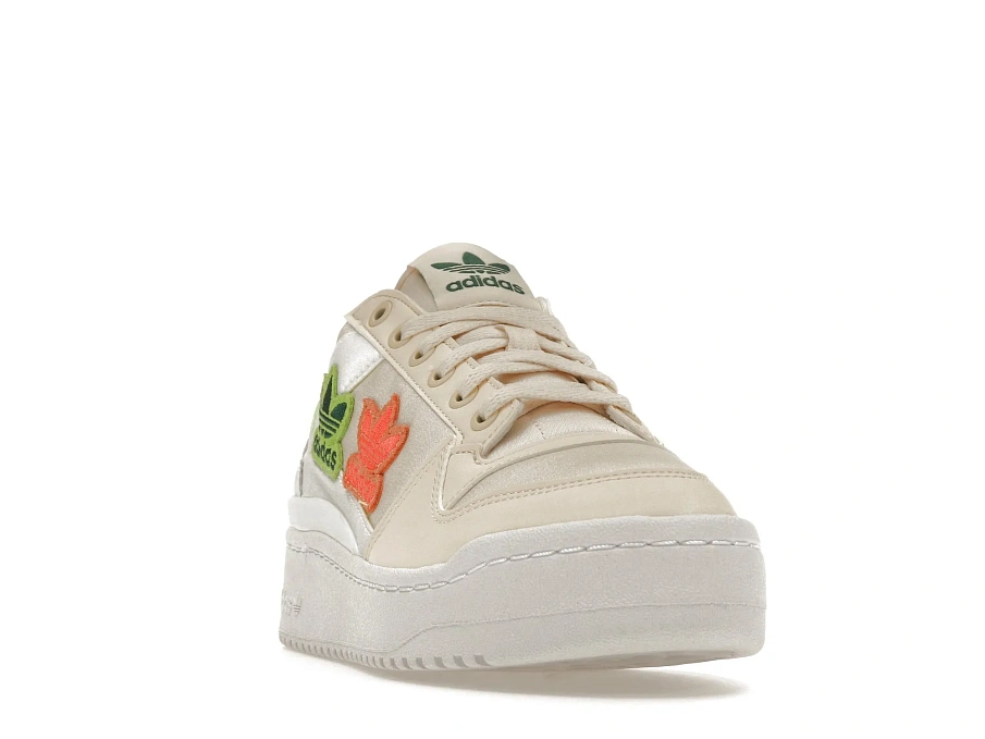 Фото № 3 с приближением к товару «‎adidas Forum Bold Embroidered Trefoils »