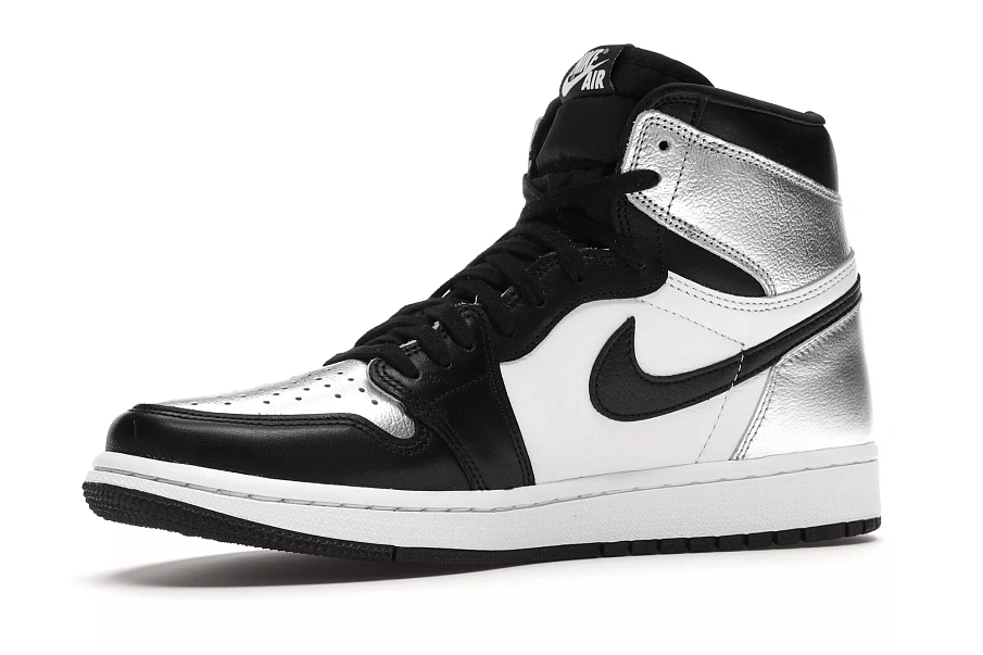 Фото № 4 с приближением к товару «‎ Jordan 1 Retro High Silver Toe  »
