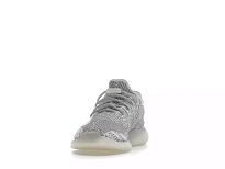 Фото № 2 с приближением к товару «‎adidas Yeezy Boost 350 V2 Static (Non-Reflective) (Kids)»