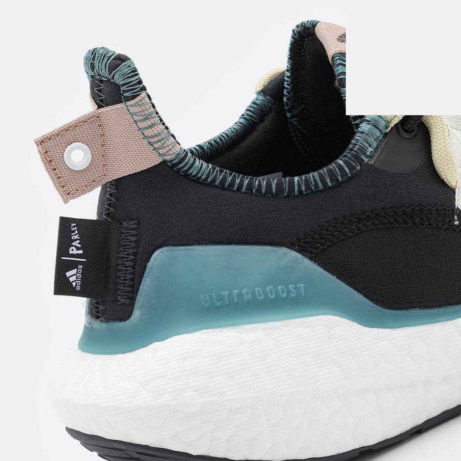 Фото № 4 с приближением к товару «‎Adidas Ultraboost 21 X Parley »