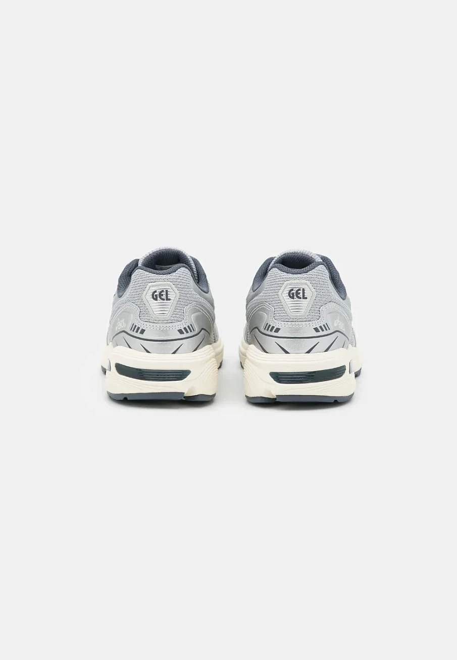 Фото № 4 с приближением к товару «‎Кроссовки Asics a0h11a04n-d11-n»