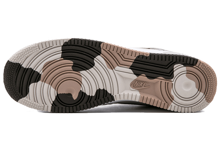 Фото № 4 с приближением к товару «‎Nike Air Force 1 Premium Camo»