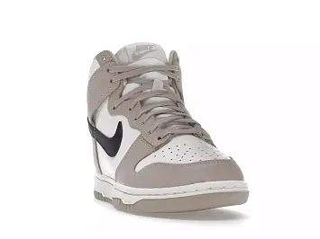 Nike Dunk High Fossil Stone 