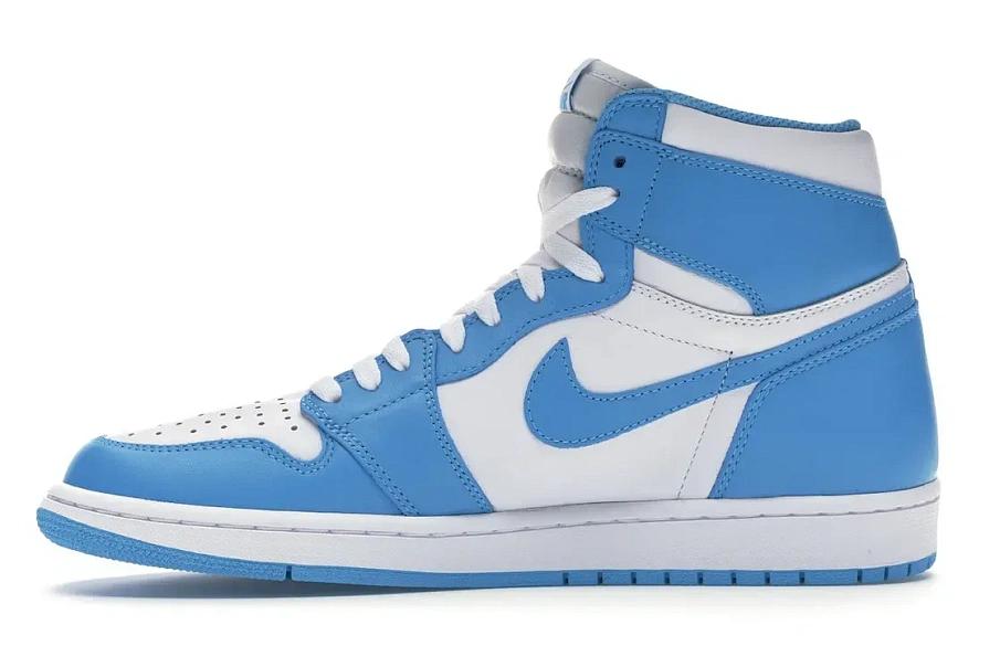 Фото № 3 с приближением к товару «‎Jordan 1 Retro UNC»