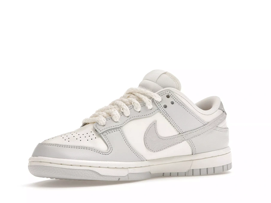 Фото № 5 с приближением к товару «‎Nike Dunk Low Needlework Sail Aura »