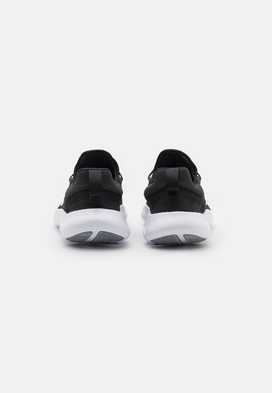 Фото № 3 с приближением к товару «‎Nike Free Rn 5.0 2021»