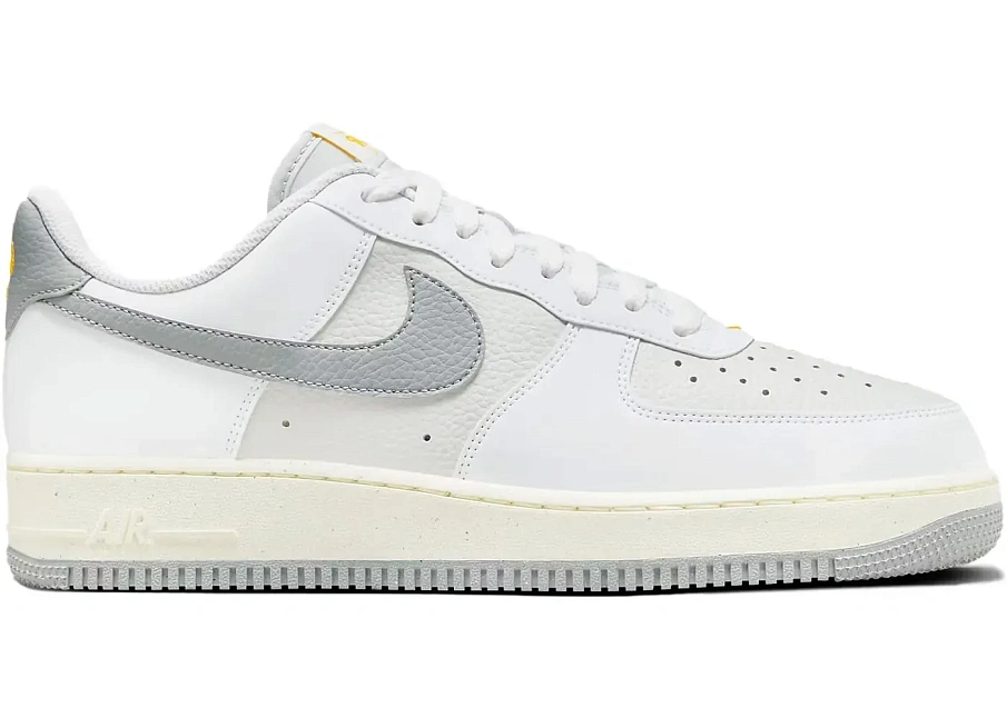 Фото № 1 с приближением к товару «‎Nike Air Force 1 '07»