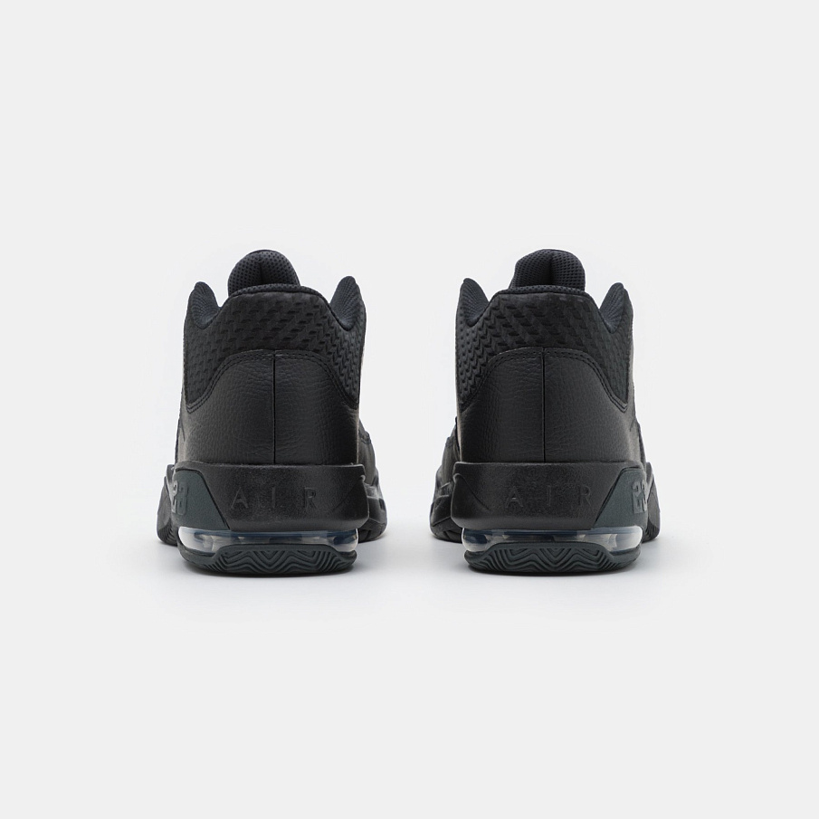 Фото № 3 с приближением к товару «‎Jordan Max Aura 3 »