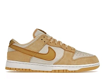Фото № 1 с приближением к товару «‎Nike Dunk Low Celestial Gold Suede »