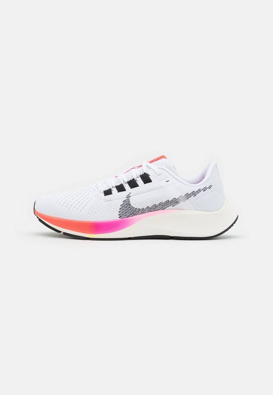 Фото № 1 с приближением к товару «‎Nike Air Zoom Pegasus 38»