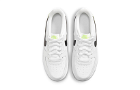 Фото № 4 с приближением к товару «‎Nike Air Force 1 Low GS 'Just Do It - White Volt'»