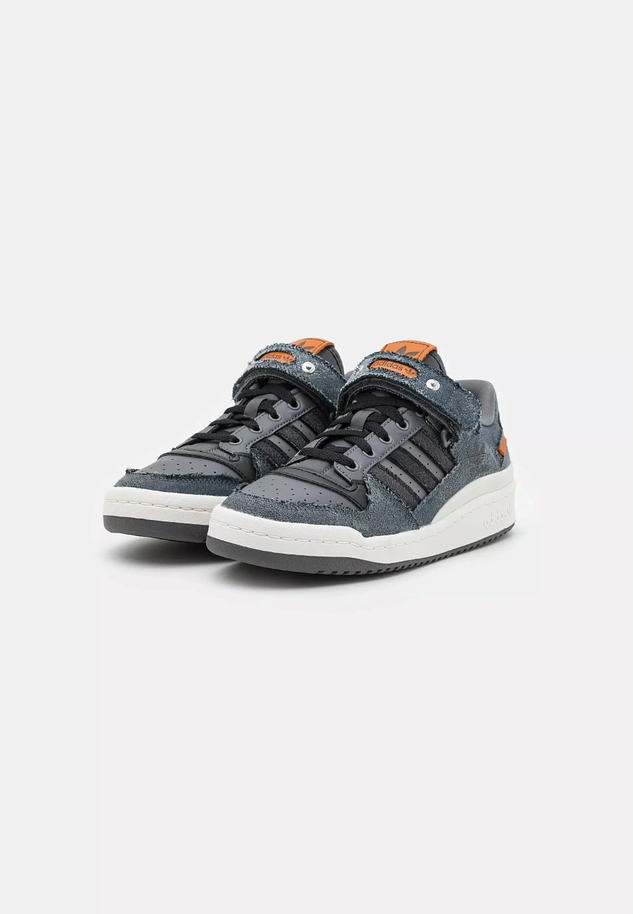 Фото № 3 с приближением к товару «‎FORUM LOW UNISEX»