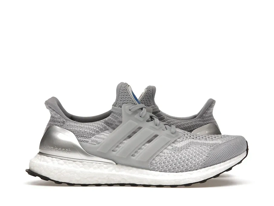 Фото № 1 с приближением к товару «‎adidas Ultra Boost DNA NASA Halo Silver»
