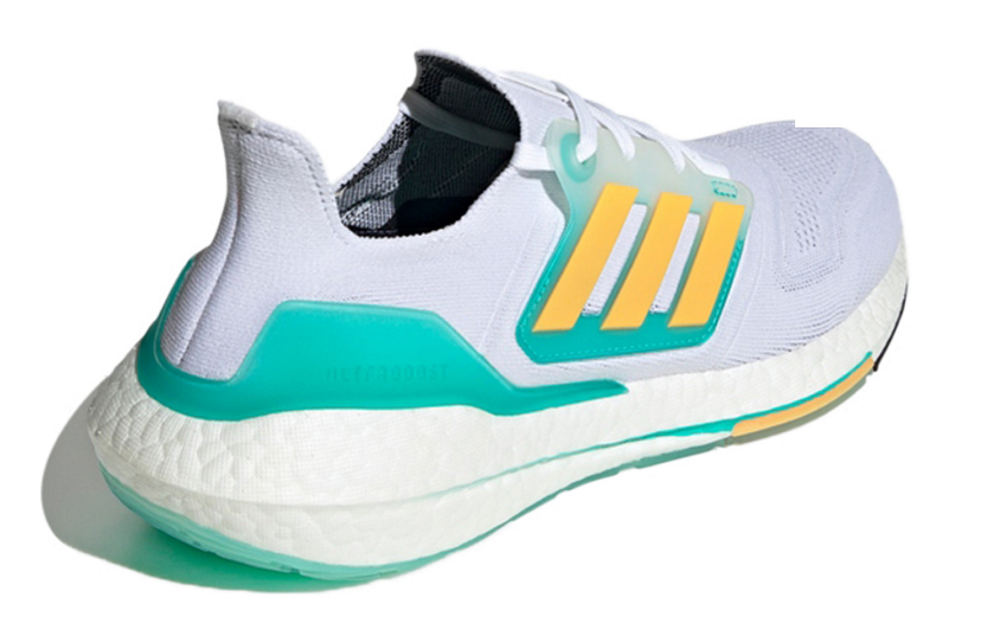 Фото № 4 с приближением к товару «‎adidas Ultra Boost 22 Running Shoes WhiteBlue»