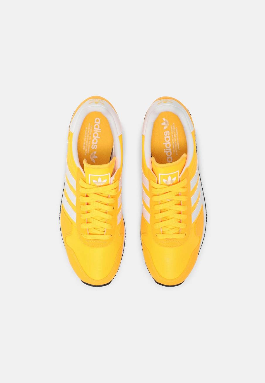 Фото № 4 с приближением к товару «‎Adidas Usa 84 Classic »