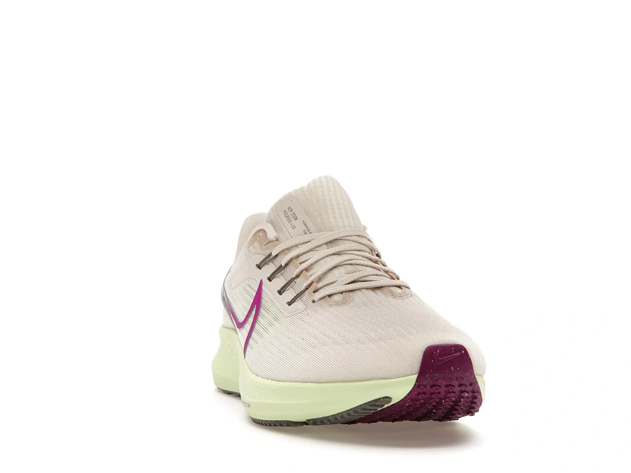 Фото № 2 с приближением к товару «‎Nike Air Zoom Pegasus 39 Red Plum Barely Volt»