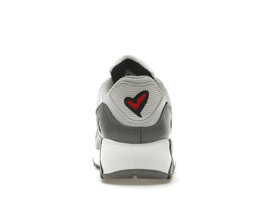 Фото № 4 с приближением к товару «‎Nike Air Max 90 Essential Peace, Love, Swoosh»