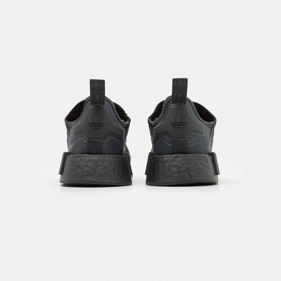 Фото № 3 с приближением к товару «‎Adidas Nmd_r1 TR »