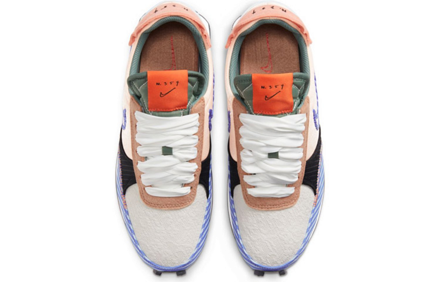 Фото № 4 с приближением к товару «‎Nike Daybreak-Type Crimson Tint»