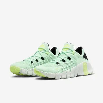 Nike Free Metcon 4 - 4