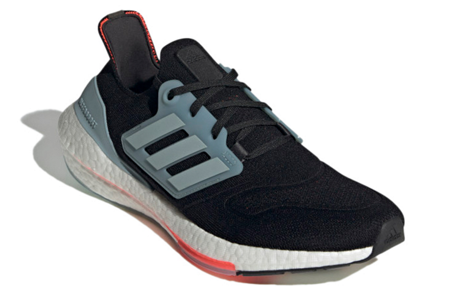 Фото № 3 с приближением к товару «‎adidas Ultraboost 22 Running Shoes BlackBlue»
