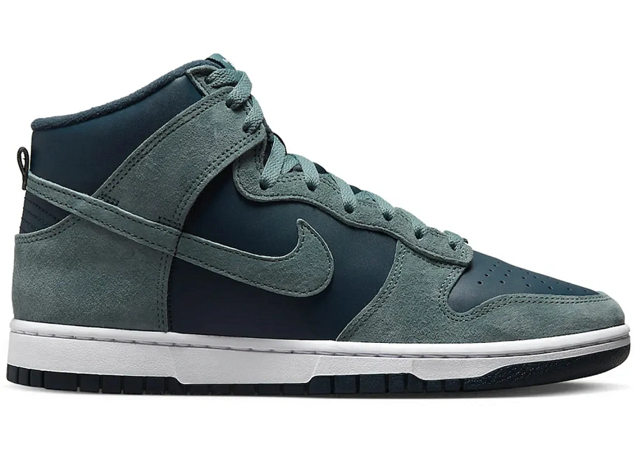 Фото № 1 с приближением к товару «‎Nike Dunk High Retro Premium Armory Navy»