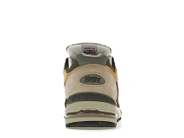 Фото № 4 с приближением к товару «‎New Balance 991»