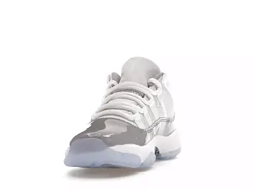 Jordan 11 Retro Low Cement Grey 