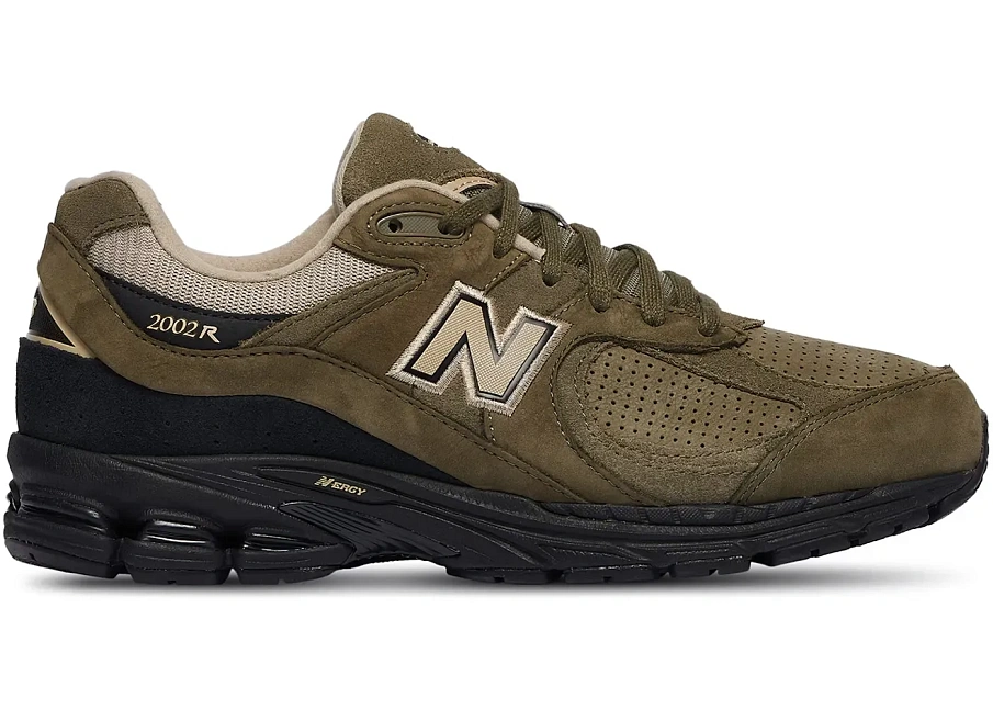 Фото № 1 с приближением к товару «‎New Balance 2002R»