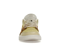 Фото № 2 с приближением к товару «‎Jordan 1 Low SNKRS Day »
