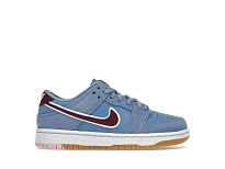 Фото № 1 с приближением к товару «‎Nike SB Dunk Low»