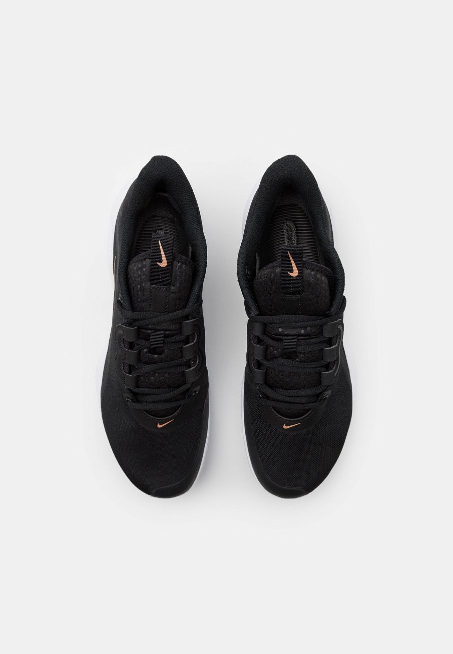 Фото № 4 с приближением к товару «‎Nike Air Max Volley»