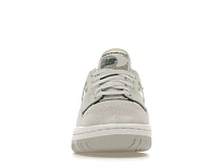 Фото № 2 с приближением к товару «‎New Balance 550»