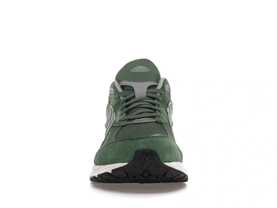 Фото № 2 с приближением к товару «‎New Balance 2002R»