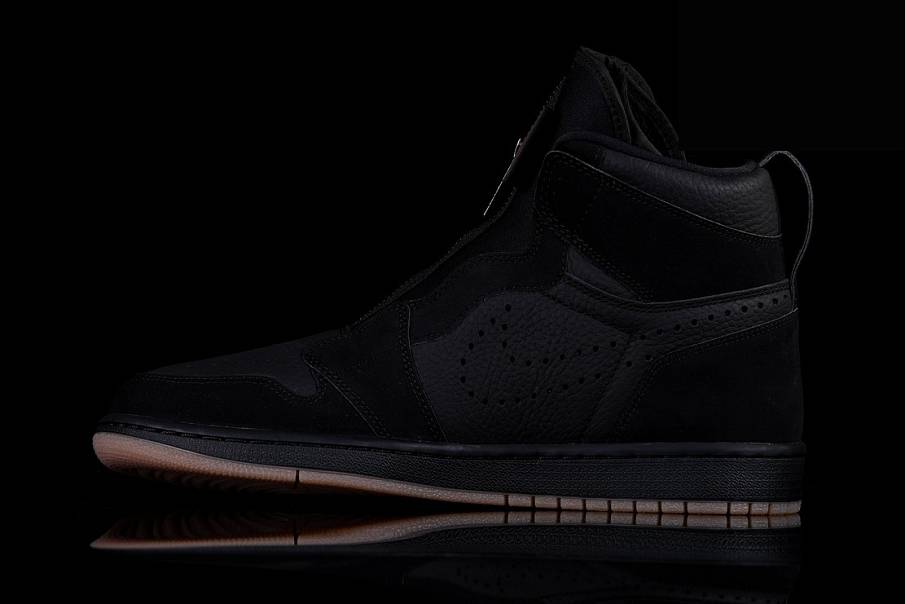 Фото № 1 с приближением к товару «‎Nike Air Jordan 1 Zip »