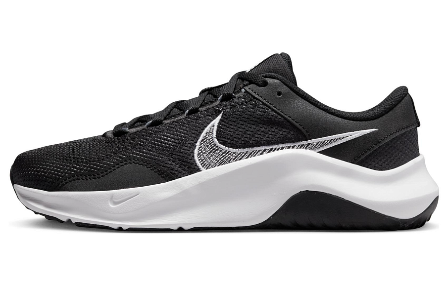 Фото № 1 с приближением к товару «‎ Nike Legend Essential Training shoes»