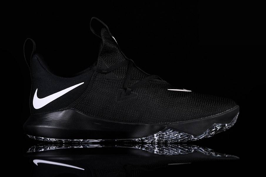 Фото № 1 с приближением к товару «‎Nike Zoom Shift 2 »