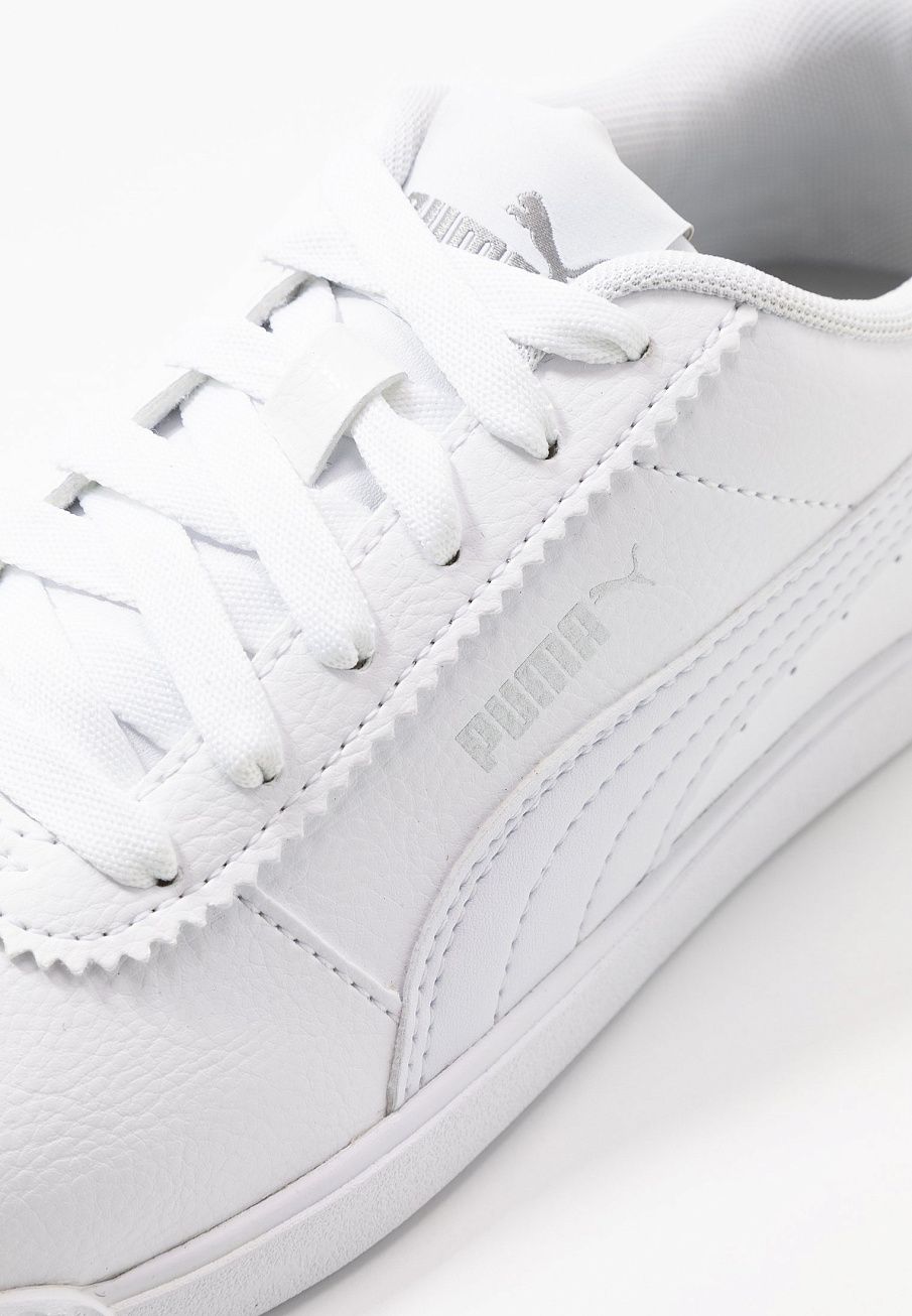 Фото № 3 с приближением к товару «‎Puma Carina Slim Fit »